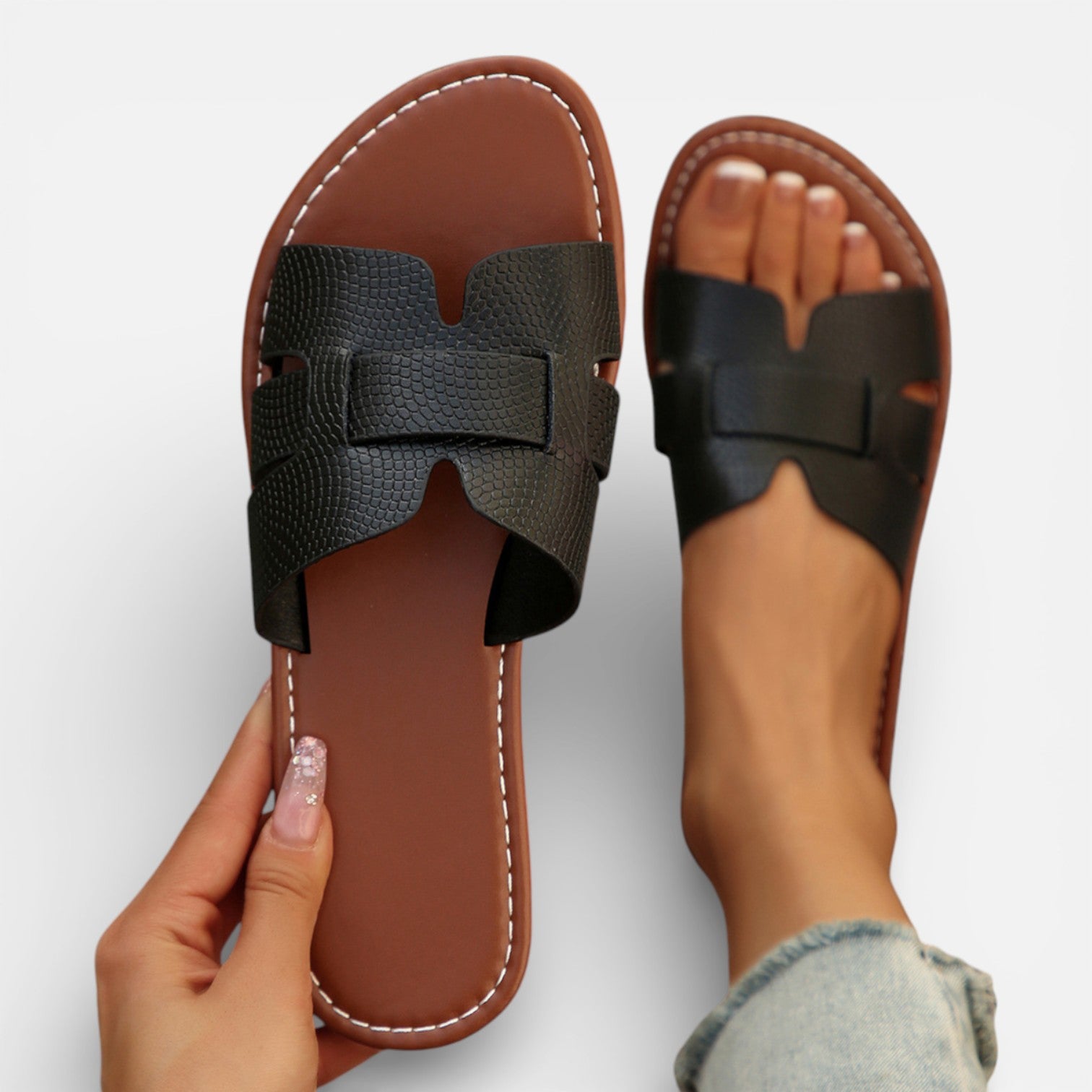 Leather Slide Sandals for Women | Cushioned Comfort | Open Toe Flat Design