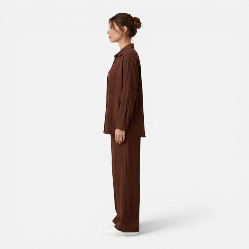 Lightweight Women's Two-Piece Summer Travel Outfit | Comfortable Casual Set