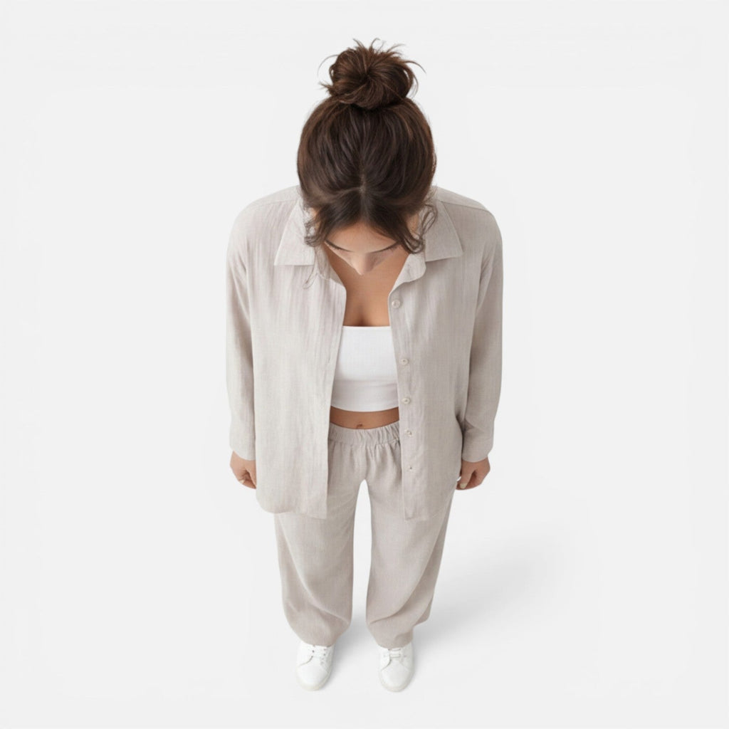 Lightweight Women's Two-Piece Summer Travel Outfit | Comfortable Casual Set