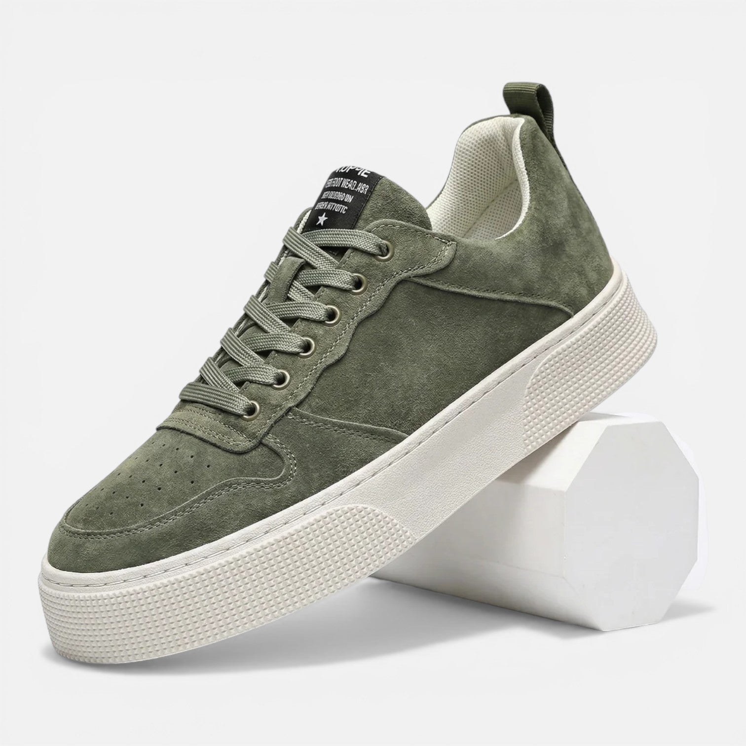 Men's Casual Sneakers - Comfortable Walking Shoes for Everyday Use
