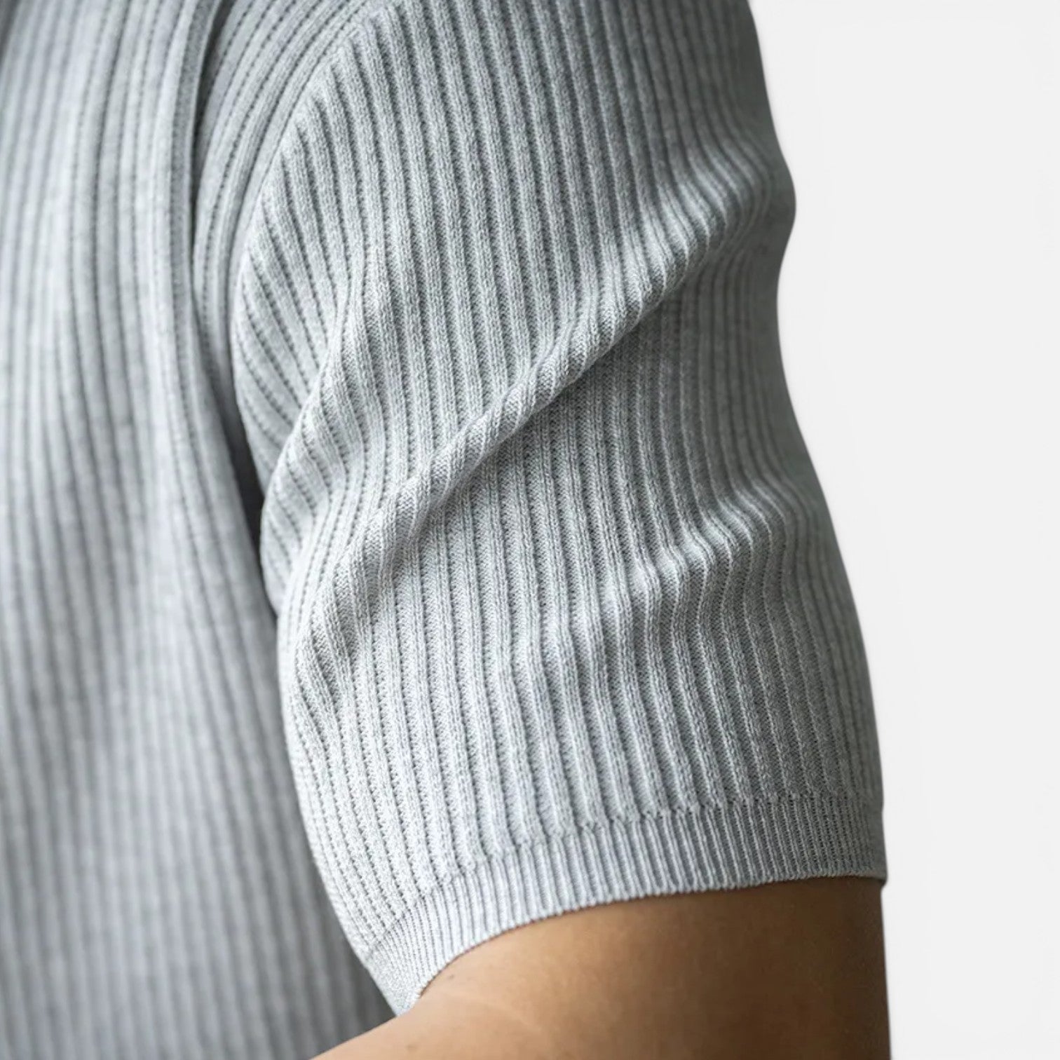 Men's Lightweight Ribbed Knit Slim Fit T-Shirt for Summer Wear