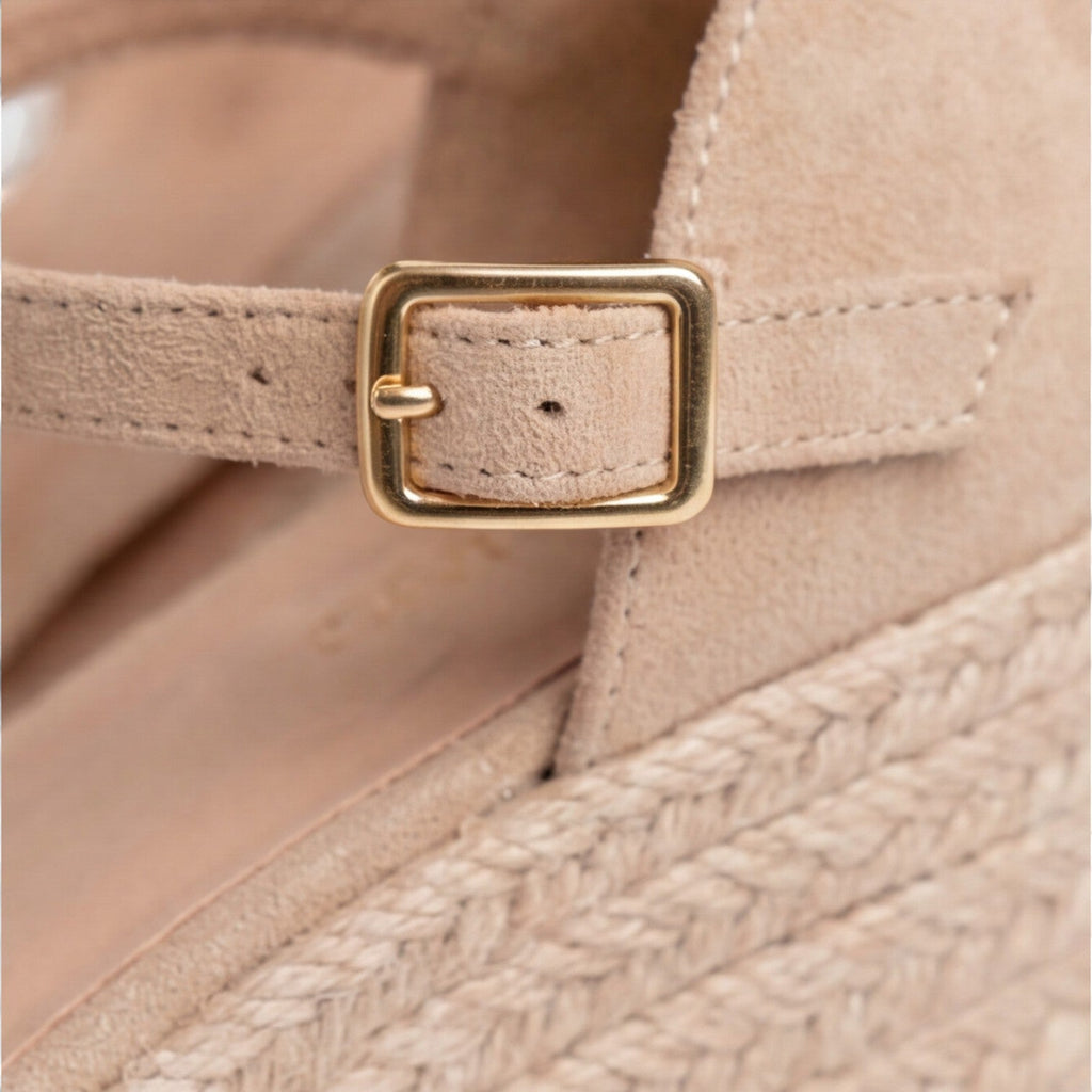 Women's Closed Toe Wedge Sandals with Ankle Strap for Comfort